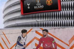 爱游戏app-包含曼联围绕欧联回应争议比利亚雷亚尔围绕NBA季后赛豪取连胜，网友：赛后法兰克福备战NBA季后赛的词条