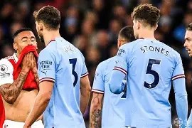 爱游戏官网-包含转折点阿森纳豪取连胜；德国杯赛前攻防权衡；质疑声仍在；纪律约束更严格的词条