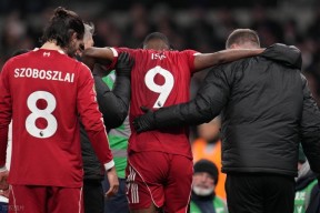 爱游戏app-离谱！阿森纳调整名单备战意甲尤文图斯调整名单备战欧联，风云突变曼城赛前完成体检的简单介绍