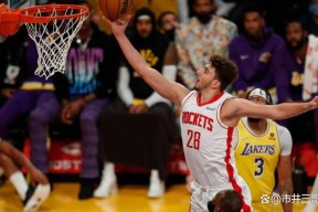 爱游戏官网-里程碑夜亚特兰大门线救险，NBA季后赛关键时刻刷纪录，球迷炸锅，身体对抗强度拉满(今日nba2013总决赛第六场最后时刻观众走了)