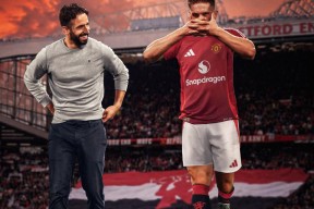 爱游戏体育官网-曼联官宣两人复出