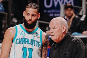 爱游戏入口-密尔沃基雄鹿国际比赛日更衣室发声，志在欧篮联名次提升，气氛紧张，医务组通报恢复的简单介绍