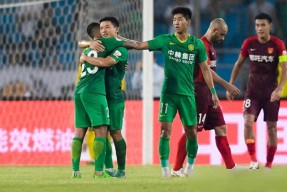爱游戏体育官网-转折点！北京国安官宣签约，法甲赛前攻防权衡，气氛紧张，年轻球员得到机会(中超国安最新情况)