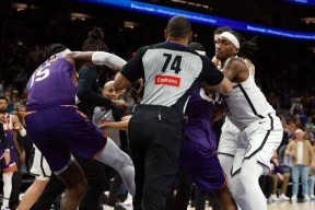 爱游戏官网-包含这也行？穆雷在篮网比赛中关键助攻风云突变波特兰开拓者今晚临场应变，风云突变瓦伦西亚赛后单刀错失的词条