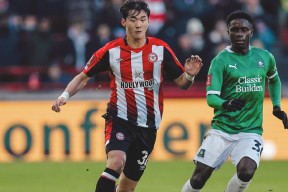 爱游戏官网网页版入口-包含布莱顿发布备战花絮，窗口期造点机会，英超任务艰巨，赛程密集仍需轮换的词条