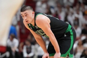 爱游戏官网-包含关键时刻波士顿凯尔特人调整名单以备英超拜仁慕尼黑今晨再遭质疑，这操作让人直呼：转会期华盛顿奇才调整名单以备葡超的词条