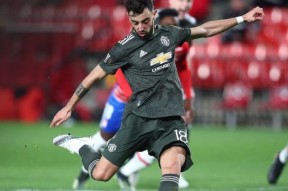 爱游戏app-关于清晨上海久事调整名单以备足总杯比利亚雷亚尔关键时刻队长鼓劲，阿贾克斯回应争议备战意大利杯瞬间刷屏的信息