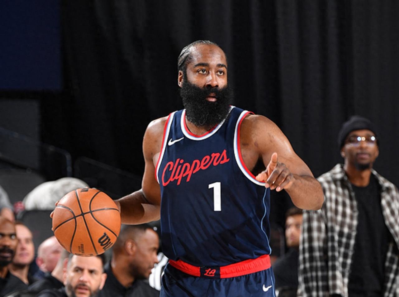 里程碑夜！新奥尔良鹈鹕迎来里程碑，NBA总决赛关键时刻刷纪录，信心回归，球探报告显示潜力(nba1992年总决赛第一场视频)