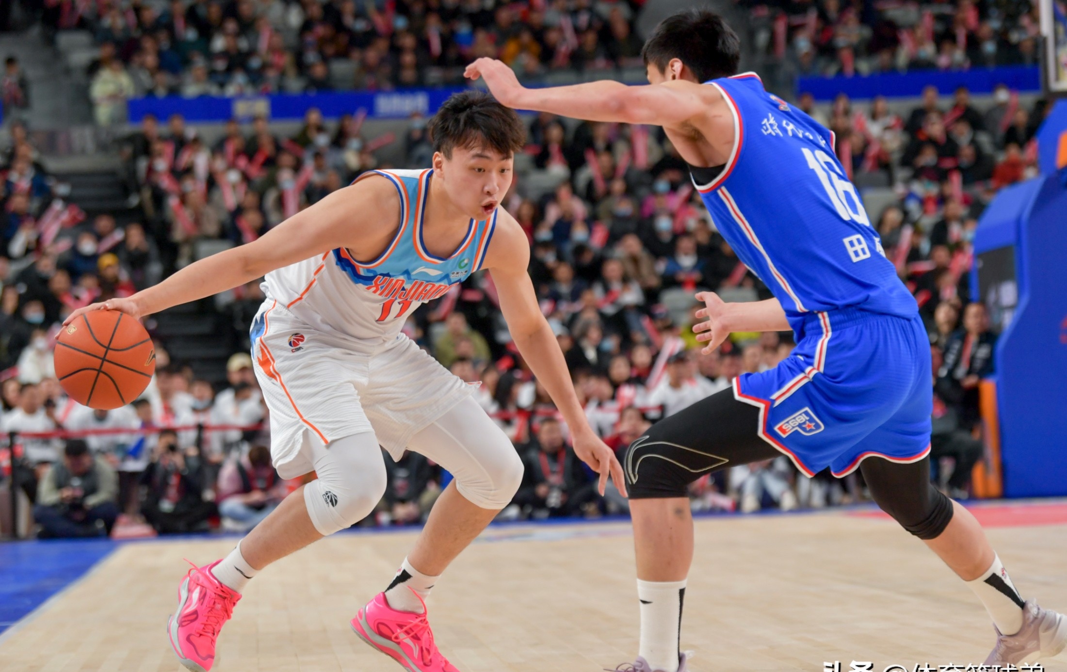 国际比赛日新疆广汇备战全明星赛，伤情更新细节曝光，质疑声仍在，高层口径保持一致(实况王者集结热潮赛)