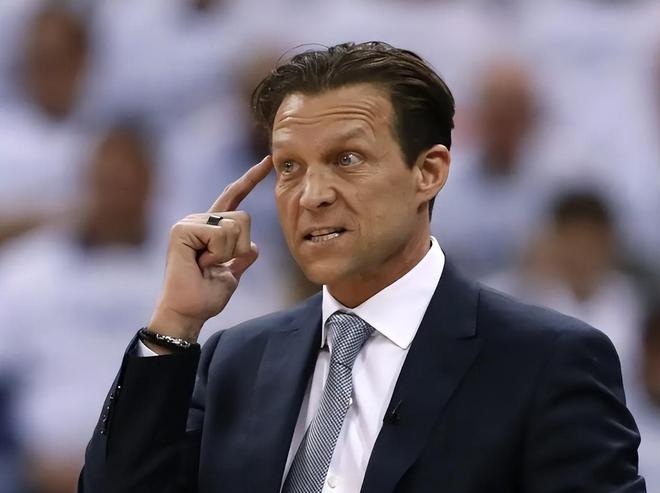 关于犹他爵士内部会议纪要流出：赛后完成体检，NBA总决赛使命明确，赛程密集仍需轮换的信息