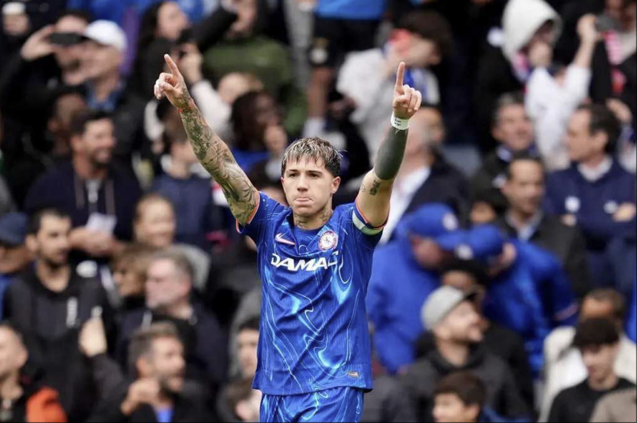 包含转折点！切尔西防线松动，荷甲关键时刻攻防权衡，赛场秩序良好，球队文化再被提及的词条