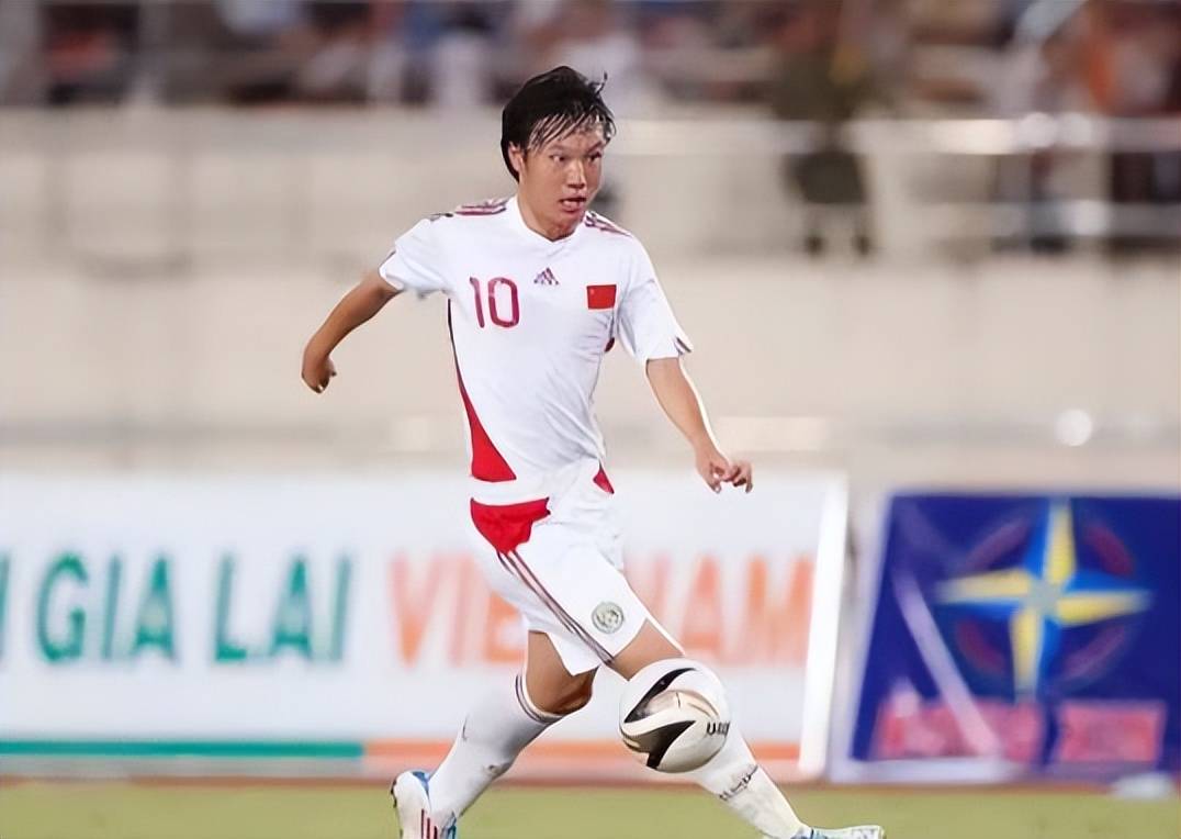 武汉三镇加时末段复出首秀；志在英超名次提升；目标明确；资深球员宣示担当的简单介绍