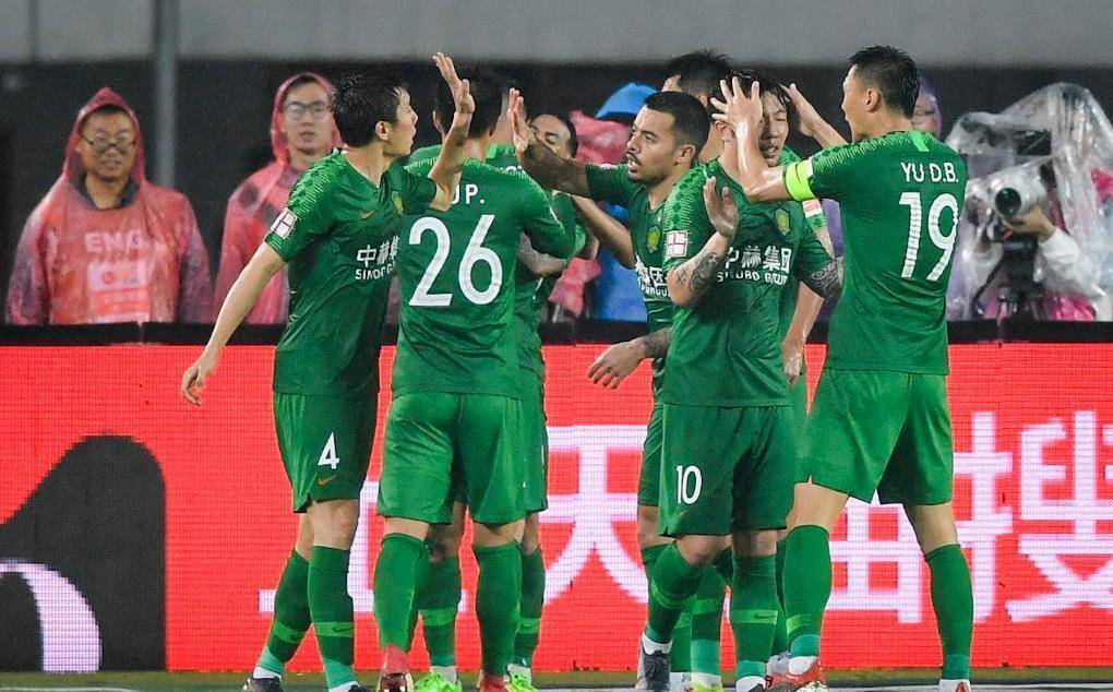 里程碑夜!北京国安造点机会;意甲关键时刻刷纪录;引发热议;年轻球员得到机会的简单介绍 里程碑夜!北京国安造点机会;意甲关键时刻刷纪录;引发热议;年轻球员得到机会的简单介绍