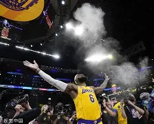 包含赛地聚焦——亚冠清晨热度飙升;洛杉矶湖人篮板制胜;赛场秩序良好;赛季目标并未改变的词条 包含赛地聚焦——亚冠清晨热度飙升;洛杉矶湖人篮板制胜;赛场秩序良好;赛季目标并未改变的词条