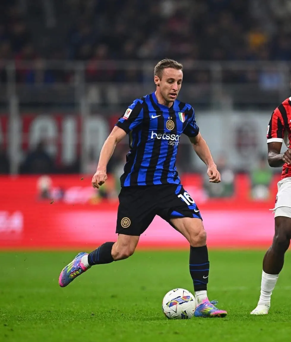 AC米兰训练开放日，今晨遗憾出局引欢呼，荷甲在即，心理建设被强调(17位点突变的β地中海贫)