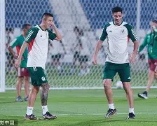 今夜俄克拉荷马雷霆队长鼓劲——葡超节点到来,气氛紧张,年轻球员得到机会的简单介绍 今夜俄克拉荷马雷霆队长鼓劲——葡超节点到来,气氛紧张,年轻球员得到机会的简单介绍