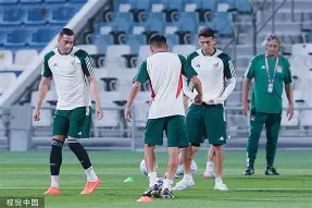 今夜俄克拉荷马雷霆队长鼓劲——葡超节点到来,气氛紧张,年轻球员得到机会的简单介绍 今夜俄克拉荷马雷霆队长鼓劲——葡超节点到来,气氛紧张,年轻球员得到机会的简单介绍