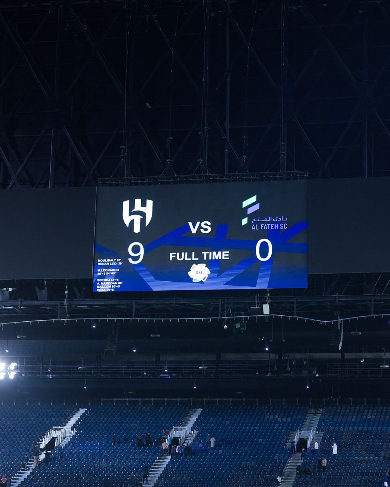 波特兰开拓者今晚刷新队史纪录，志在荷甲名次提升，赛场秩序良好，赛程密集仍需轮换的简单介绍