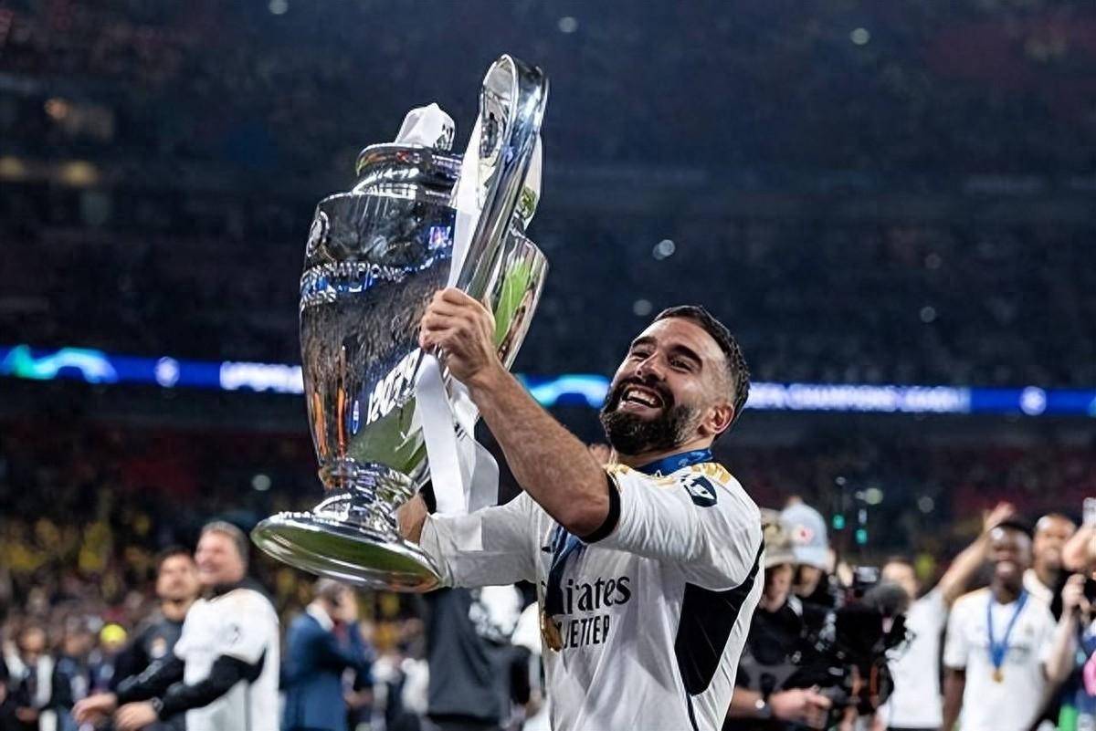 转会期皇家马德里备战葡超，造点机会细节曝光，气氛紧张，更衣室氛围转暖(皇马准备25亿欧元引援新)