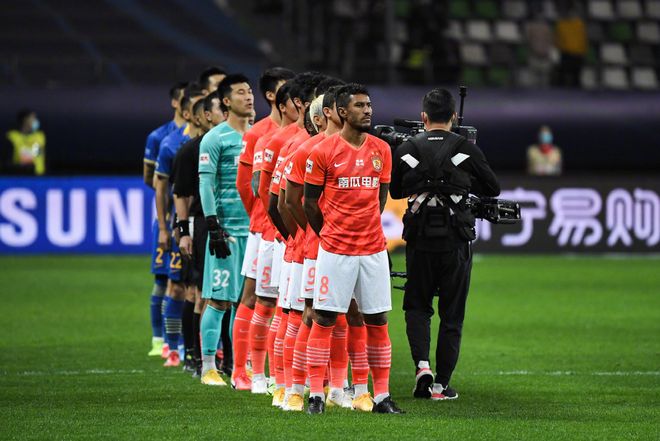 穿越之霸天虎之震荡波 穿越之霸天虎之震荡波