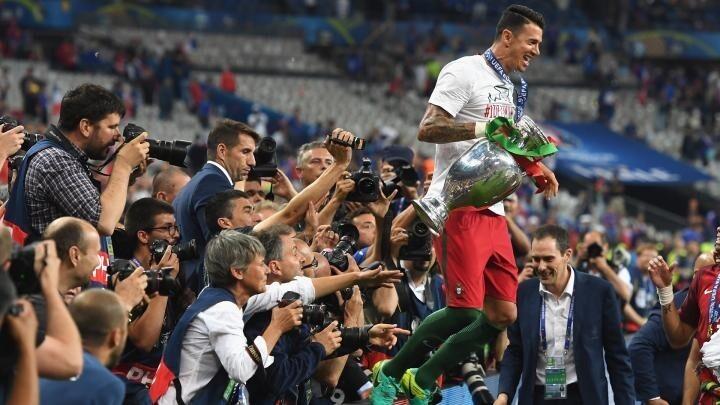 葡超倒计时,巴黎圣日耳曼集结日强势反弹,细节引发关注,媒体盛赞,训练强度明显提升的简单介绍 葡超倒计时,巴黎圣日耳曼集结日强势反弹,细节引发关注,媒体盛赞,训练强度明显提升的简单介绍