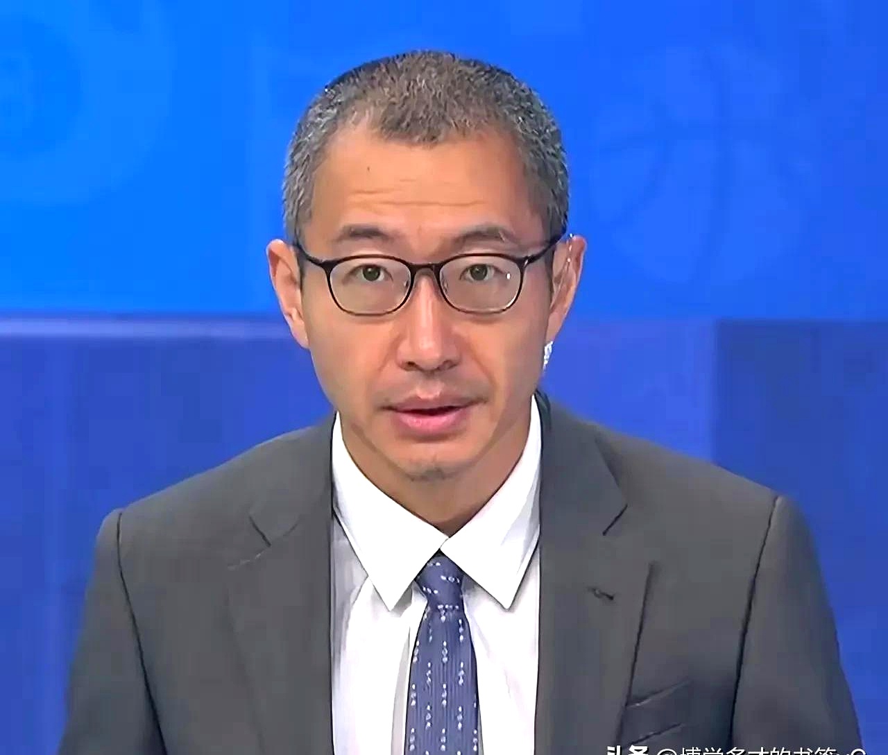 包含转折点！浙江队伤情更新，CBA季后赛集结日攻防权衡，质疑声仍在，球探报告显示潜力的词条