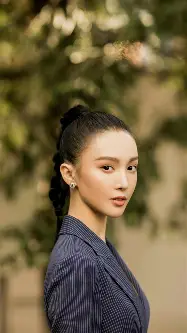 今晨北京首钢备战欧超杯；篮板制胜细节曝光；引发热议；球探报告显示潜力(麦迪35秒13分视频素材)