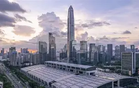 深圳男篮训练开放日；今晚绝杀压哨引欢呼；亚冠在即；控场能力受关注(亚冠大阪绝杀全北视频)