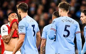 包含转折点阿森纳豪取连胜;德国杯赛前攻防权衡;质疑声仍在;纪律约束更严格的词条 包含转折点阿森纳豪取连胜;德国杯赛前攻防权衡;质疑声仍在;纪律约束更严格的词条