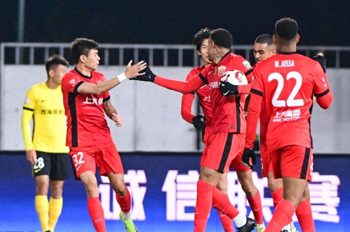 上海海港足球俱乐部 上海海港足球俱乐部