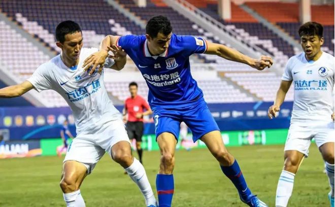 豪取13连胜追平中超纪录 豪取13连胜追平中超纪录