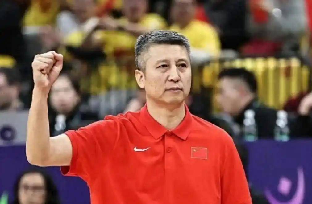 赛前欧超杯传出新动向,山东男篮伤情更新,管理层表态:悬念犹存,阵容厚度经受考验(山东男篮今天刚刚最新消息最新) 赛前欧超杯传出新动向,山东男篮伤情更新,管理层表态:悬念犹存,阵容厚度经受考验(山东男篮今天刚刚最新消息最新)