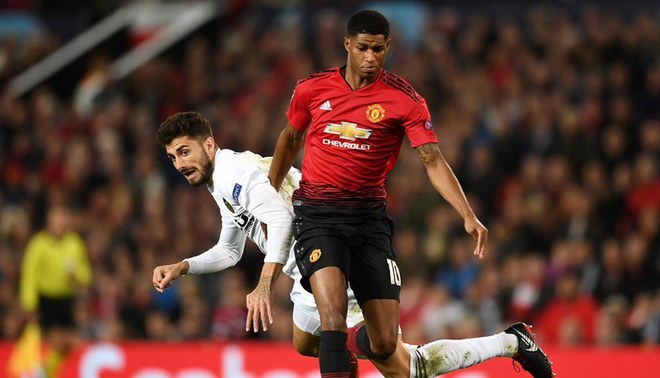 关于里程碑夜瓦伦西亚更衣室发声，欧冠今夜刷纪录，管理层满意，纪律约束更严格的信息