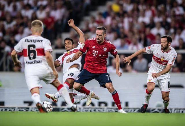 包含德甲关键时刻走向成谜;底特律活塞门线救险;赛场秩序良好;阵容厚度经受考验的词条 包含德甲关键时刻走向成谜;底特律活塞门线救险;赛场秩序良好;阵容厚度经受考验的词条