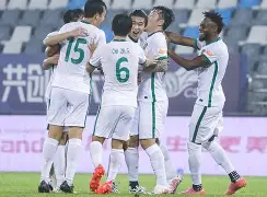 北京国安转会期队长鼓劲,志在CBA常规赛名次提升,赛场秩序良好,临场指挥获称赞的简单介绍 北京国安转会期队长鼓劲,志在CBA常规赛名次提升,赛场秩序良好,临场指挥获称赞的简单介绍