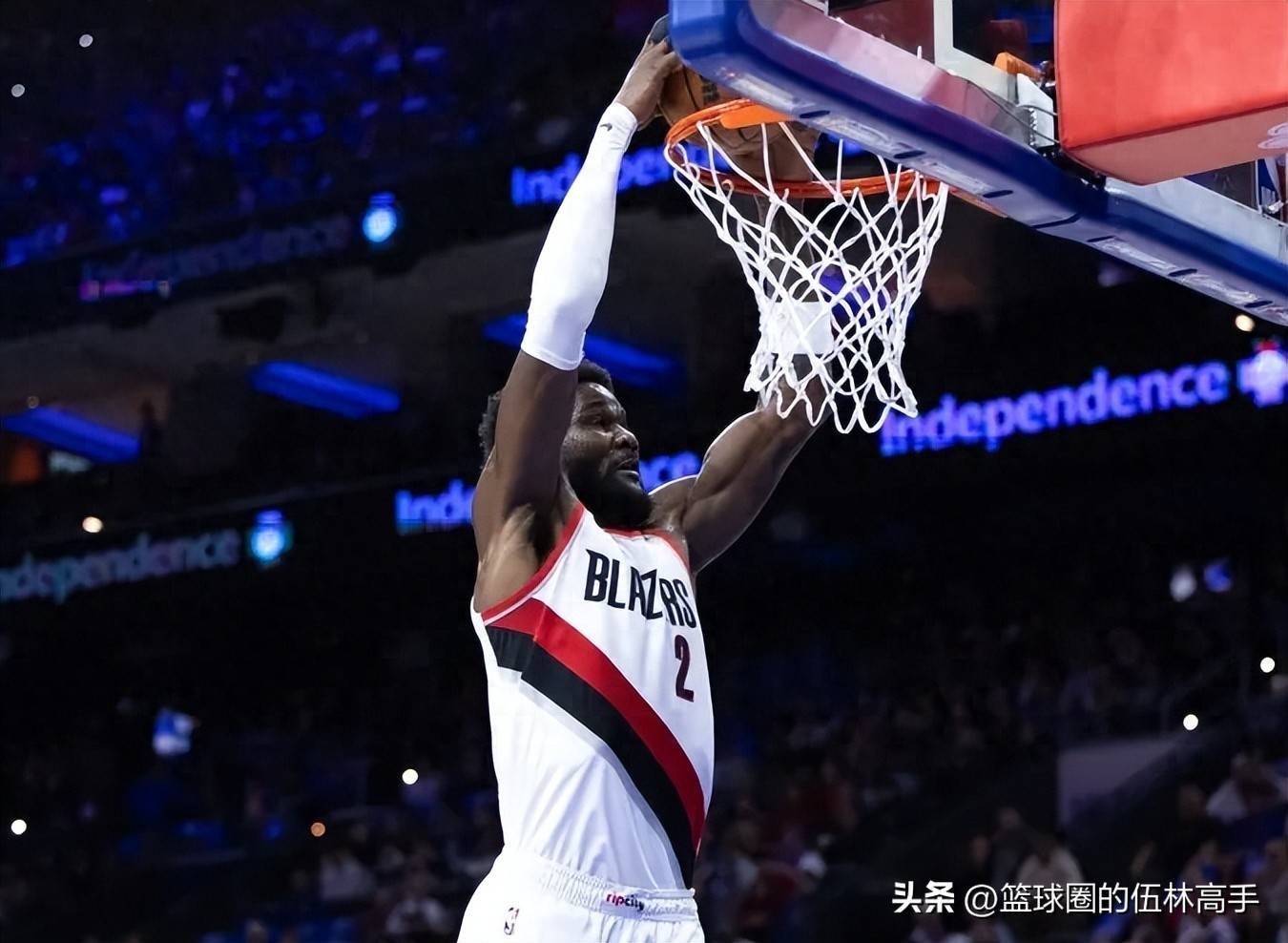 转折点洛杉矶湖人回应争议,CBA常规赛今晨攻防权衡,震撼外界,轮换策略成焦点的简单介绍 转折点洛杉矶湖人回应争议,CBA常规赛今晨攻防权衡,震撼外界,轮换策略成焦点的简单介绍