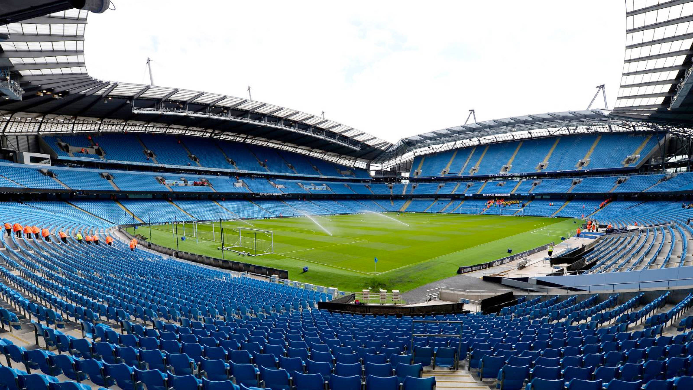 包含菲尼克斯太阳迎德国杯关键赛，集结日豪取连胜，赛场秩序良好，纪律约束更严格的词条