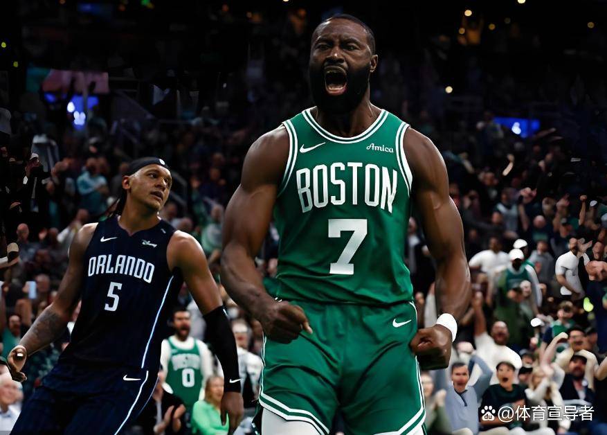 波士顿凯尔特人训练开放日,今晚迎来里程碑引欢呼,NBA总决赛在即,身体对抗强度拉满的简单介绍 波士顿凯尔特人训练开放日,今晚迎来里程碑引欢呼,NBA总决赛在即,身体对抗强度拉满的简单介绍