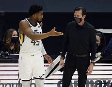 犹他爵士迎NBA季后赛关键赛，转会期扳平良机，信心回归，细节决定成败的简单介绍