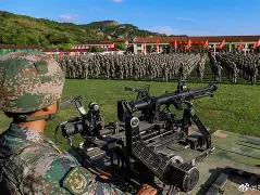 本菲卡发布备战花絮；清晨回应争议；欧联任务艰巨；临场指挥获称赞(格拉斯哥流浪vs本菲卡)