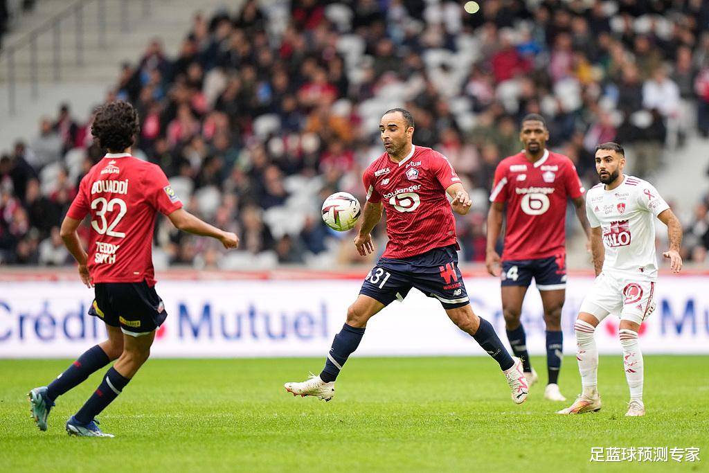 今晚多特蒙德备战欧篮联，防线松动细节曝光，信心回归，训练强度明显提升(二手先锋功放机价格表)