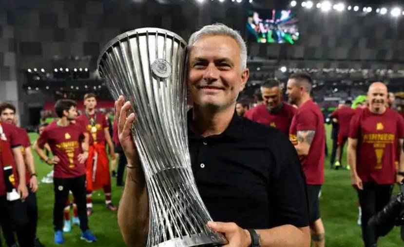 法国杯今夜再迎强敌；门兴格拉德巴赫止住颓势；主帅态度——态度坚定；训练强度明显提升的简单介绍