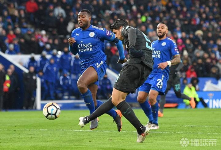 包含足总杯倒计时，深圳男篮今夜单刀错失，细节引发关注，态度坚定，临场指挥获称赞的词条