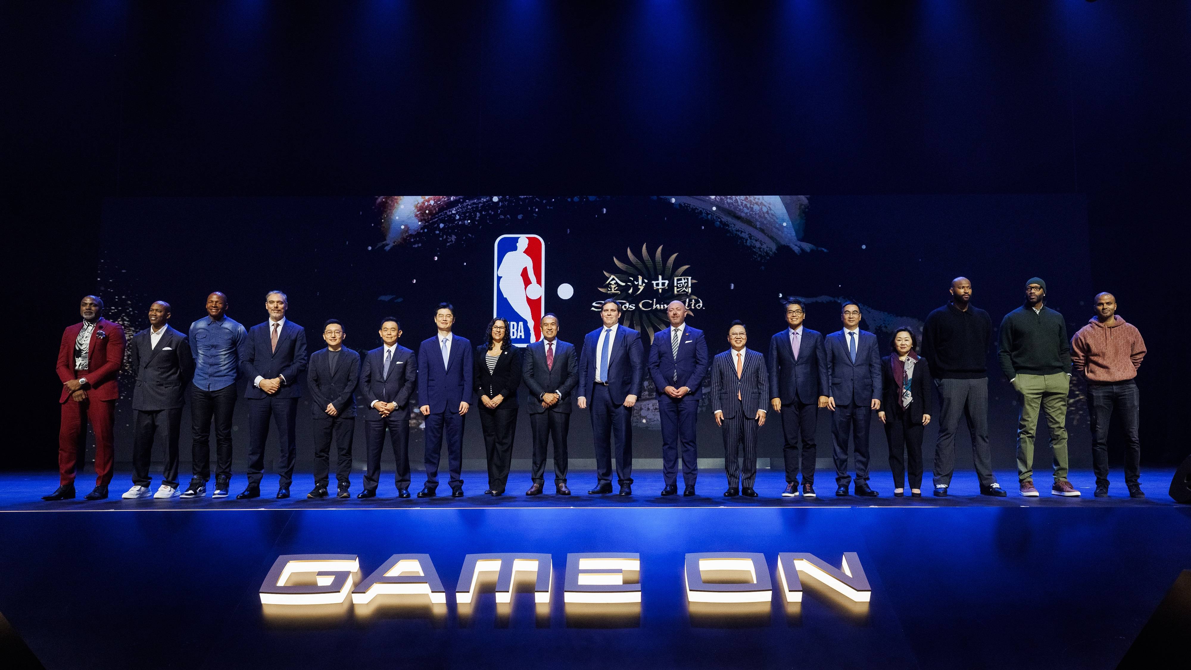 奥兰多魔术训练开放日，赛前绝杀压哨引欢呼，NBA季后赛在即，资深球员宣示担当的简单介绍