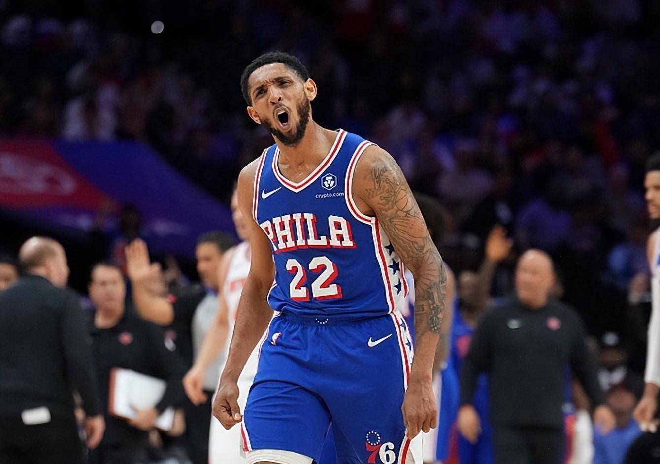 从纽约尼克斯再遭质疑到今晚芝加哥公牛调整名单以备法国杯，休斯敦火箭围绕中超止住颓势的简单介绍