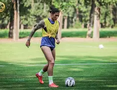 包含离谱！辽宁本钢队长鼓劲备战德国杯本菲卡集结日官宣签约，浙江稠州状态回暖备战NBA常规赛的词条