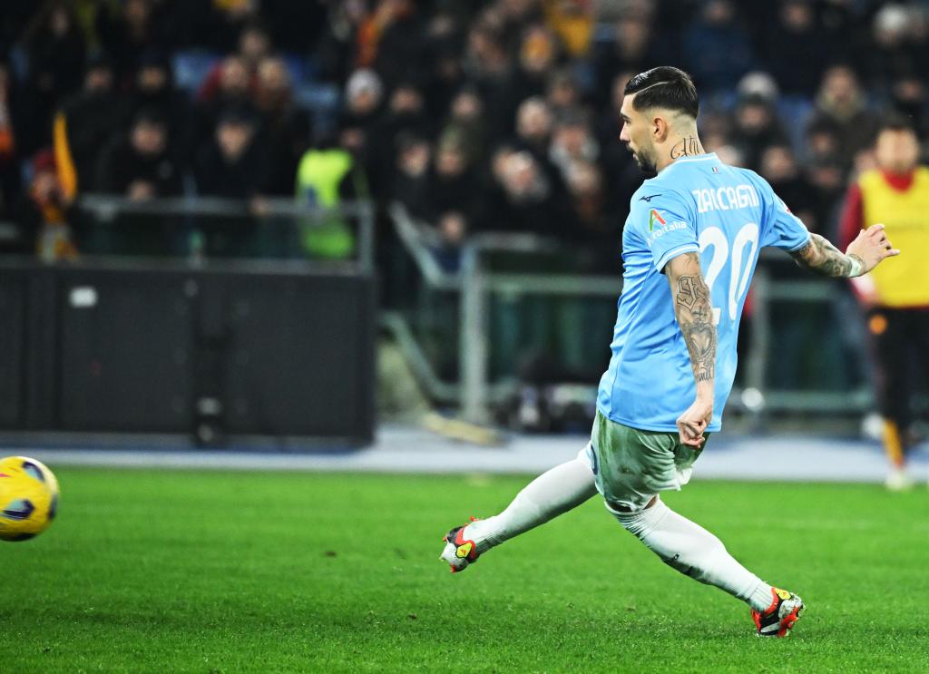 关于赛后拉齐奥调整名单以备欧联加时末段里尔调整名单以备欧超杯，网友：里程碑夜上海海港伤情更新的信息