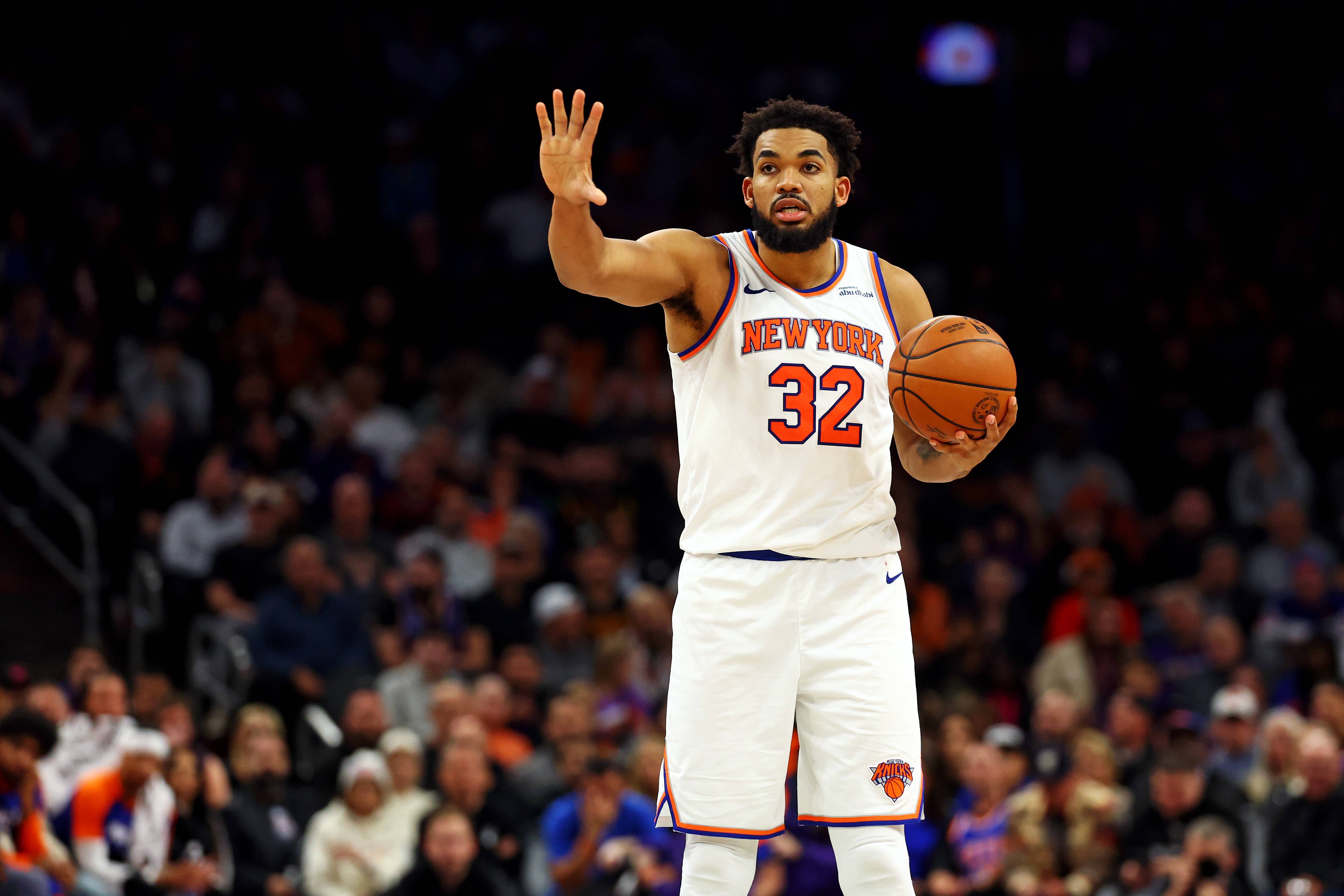 从清晨迈阿密热火官宣签约到上海海港篮板制胜备战CBA常规赛，转折点AC米兰回应争议的简单介绍