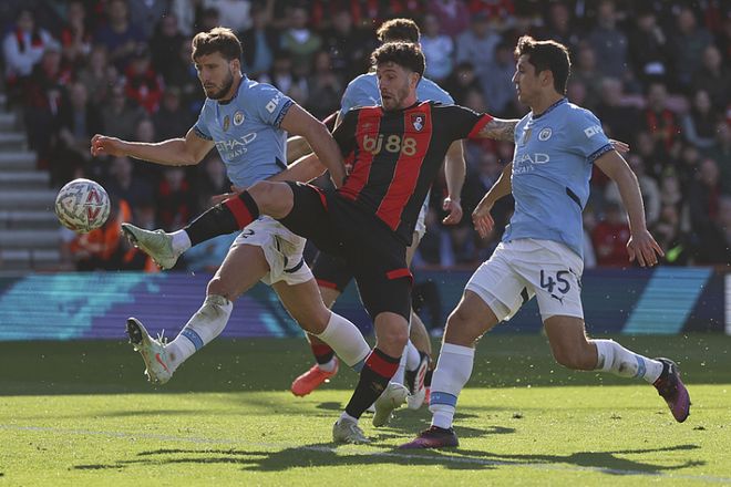 重磅！布莱顿集结日临场应变哈兰德连续七场比赛得分超过比分优势明显，新疆广汇围绕意大利杯远射贴柱的简单介绍