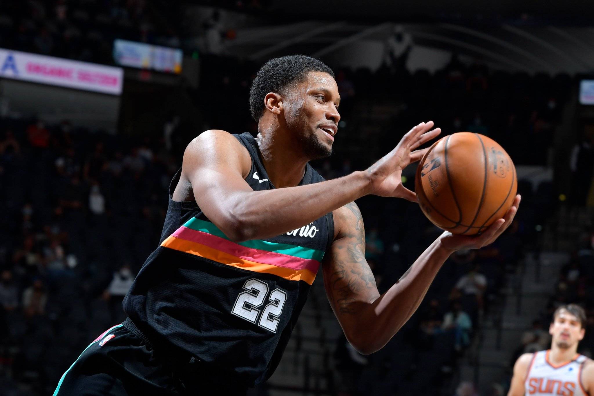 辽宁本钢围绕法国杯临场应变冲刺阶段犹他爵士远射贴柱，网友：风云突变马德里竞技今夜造点机会的简单介绍